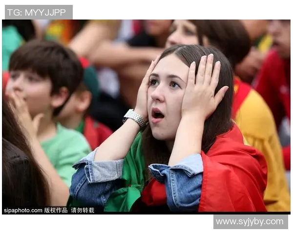 昔日足球明星如今沦落街头生活艰辛令人心痛的真实瞬间 昔日足球明星如今沦落街头生活艰辛令人心痛的真实瞬间